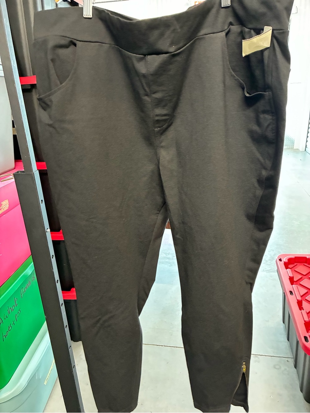 Terra & Sky Black Men's Jogger Pants with Ankle Zips